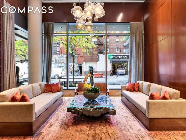 101 West 24th Street 19B, New York NY 10011