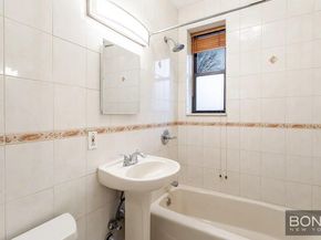 31-14 Crescent Street 7A, Queens NY 11106