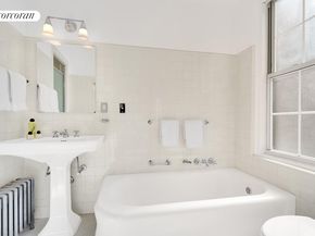 1220 Park Avenue 2C, New York NY 10128