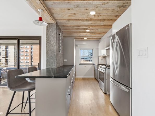 387 Grand Street K707, New York NY 10002