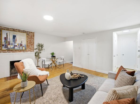 130 East 17th Street 1A, New York NY 10003