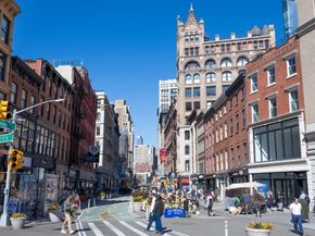 130 East 17th Street 1A, New York NY 10003