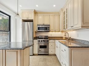 63 Cranberry Street 3, Brooklyn NY 11201