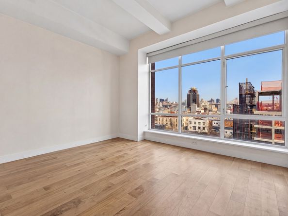 10-63 Jackson Avenue 6G, Queens NY 11101