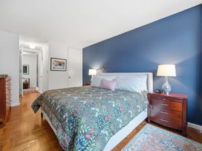 393 West 49th Street 2G, New York NY 10019