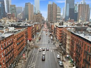 393 West 49th Street 2G, New York NY 10019