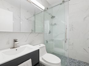 300 East 54th Street 19DE, New York NY 10022