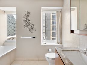 555 West 59th Street 15B, New York NY 10019