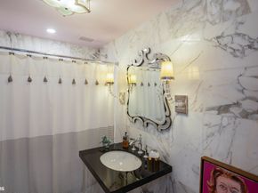 870 United Nations Plaza 18A, New York NY 10017