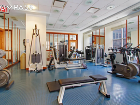 425 5th Avenue 23D, New York NY 10016