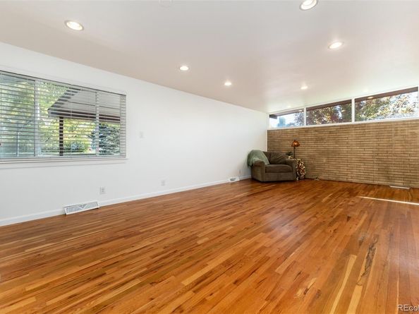 3095 E Maplewood Avenue, Centennial CO 80121