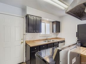 2244 S Jasper Way B, Aurora CO 80013