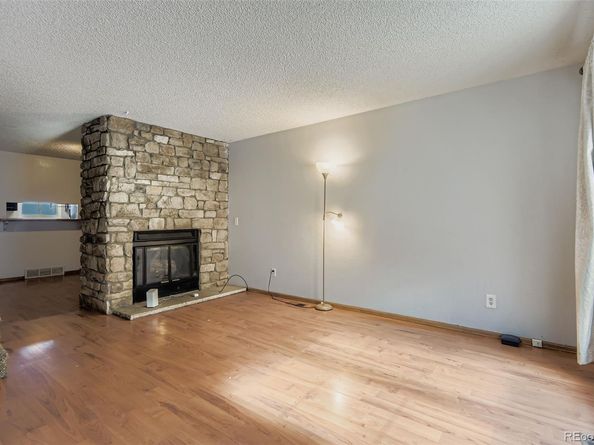 2244 S Jasper Way B, Aurora CO 80013