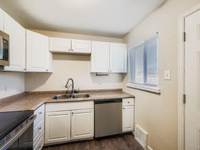 3690 Magnolia Street, Denver CO 80207