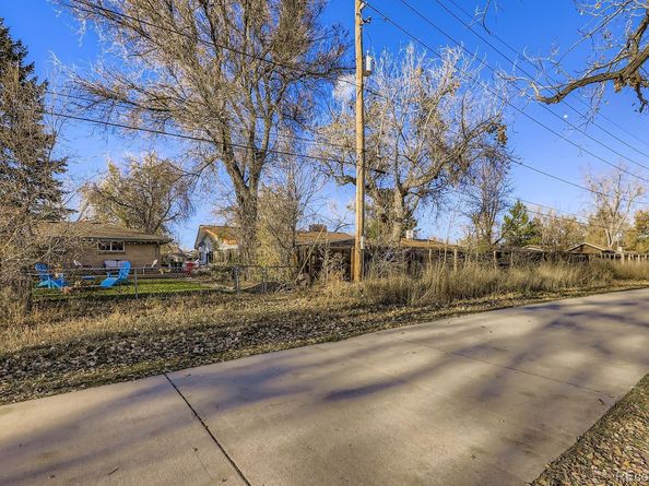 Undisclosed Address #1735461, Wheat Ridge CO 80033