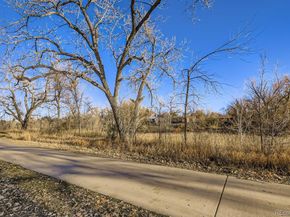 Undisclosed Address #1735461, Wheat Ridge CO 80033