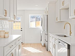 762 Dahlia Street, Denver CO 80220