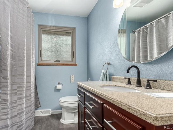 699 S Oswego Street, Aurora CO 80012