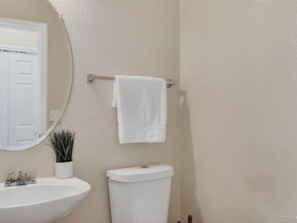 6068 W Utah Lane, Lakewood CO 80232