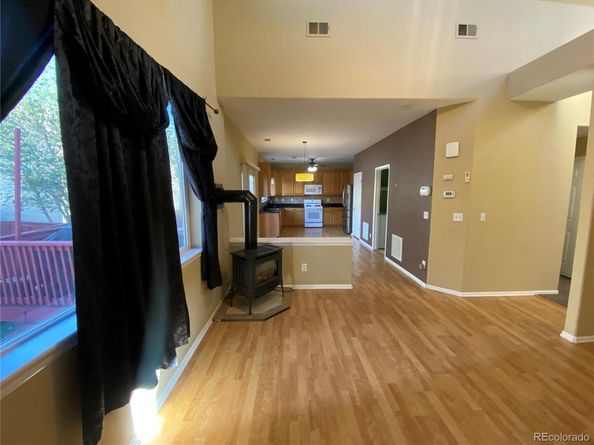 407 Ivory Circle, Aurora CO 80011