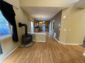 407 Ivory Circle, Aurora CO 80011
