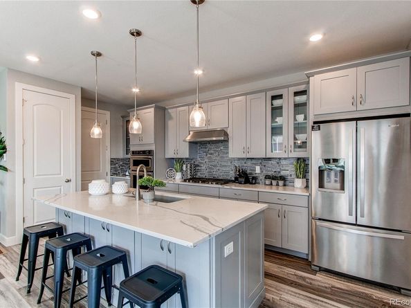 21302 E Radcliff Place, Aurora CO 80015