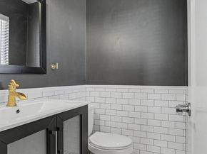 10915 W 68th Avenue, Arvada CO 80004