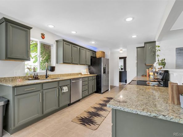 5890 W 4th Avenue, Lakewood CO 80226