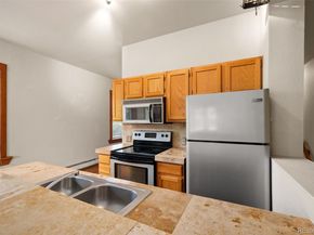 3249 W Fairview Place 117, Denver CO 80211