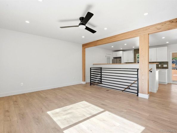 1049 Jamaica Court, Aurora CO 80010