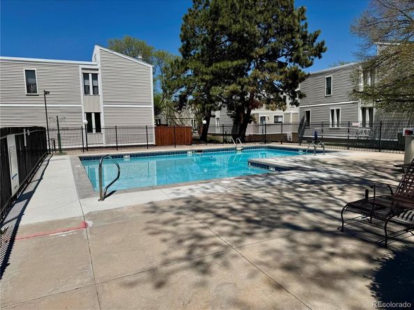 1050 S Monaco Parkway 42, Denver CO 80224