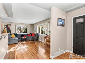 19 Dale Place, Longmont CO 80501
