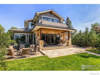 1525 Jennine Place