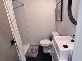 931 33rd Street, Denver CO 80205