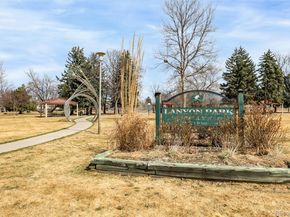 1739 Collyer Street, Longmont CO 80501