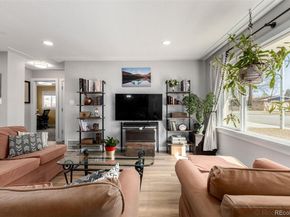 1739 Collyer Street, Longmont CO 80501