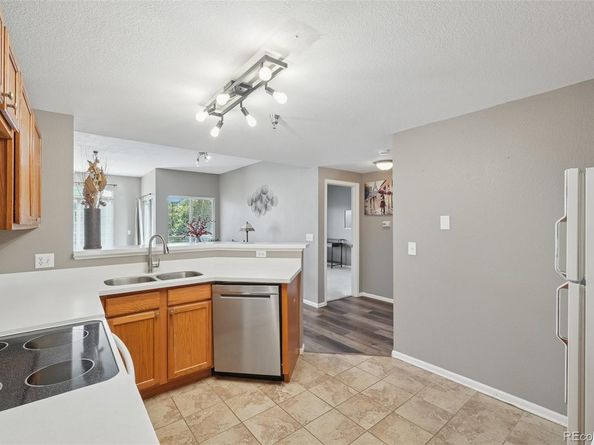 2575 S Syracuse Way H202, Denver CO 80231