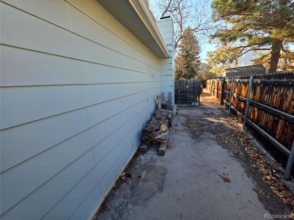 10439 Independence Street, Broomfield CO 80021