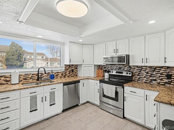 14894 E Warren Avenue, Aurora CO 80014