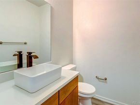 2352 S Xanadu Way, Aurora CO 80014