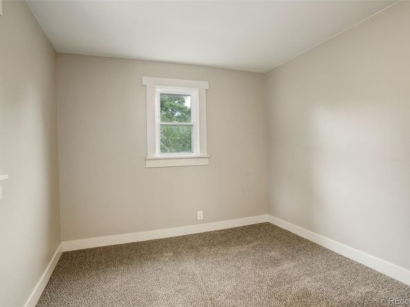 1925 Syracuse Street, Denver CO 80220