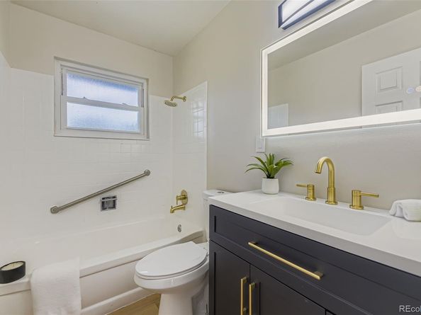 414 S Worchester Way, Aurora CO 80012