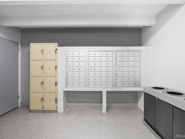 4801 E 9th Avenue 209S, Denver CO 80220