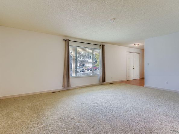 Undisclosed Address #4480830, Centennial CO 80122