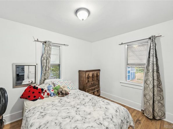 1561 Clinton Street, Aurora CO 80010