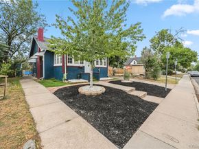 1561 Clinton Street, Aurora CO 80010