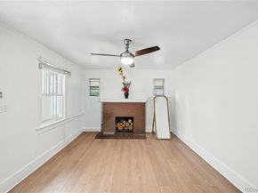 1561 Clinton Street, Aurora CO 80010