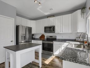 2432 S Genoa Way, Aurora CO 80013