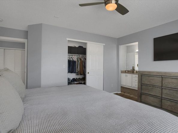 2432 S Genoa Way, Aurora CO 80013