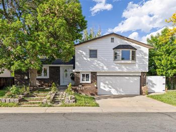 5831 W 108th Place